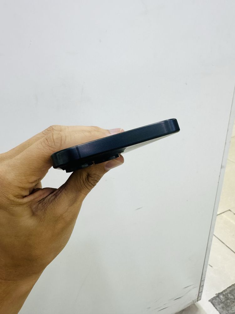 Iphone 15 pro max 256 92%