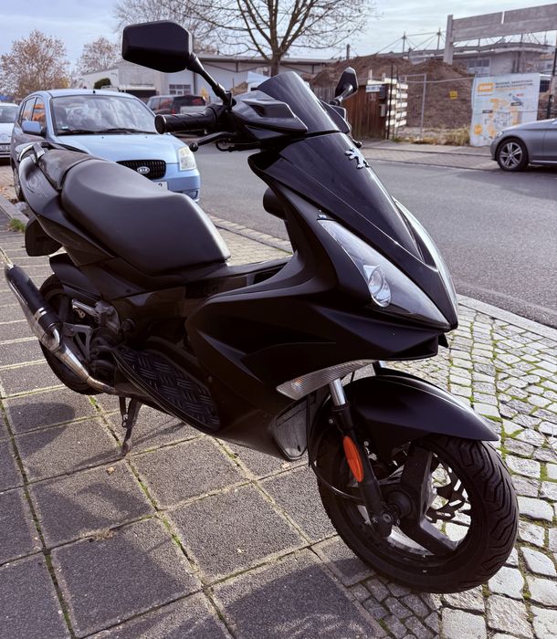 Scuter 49cc Peugeot Jet Force C-Tech