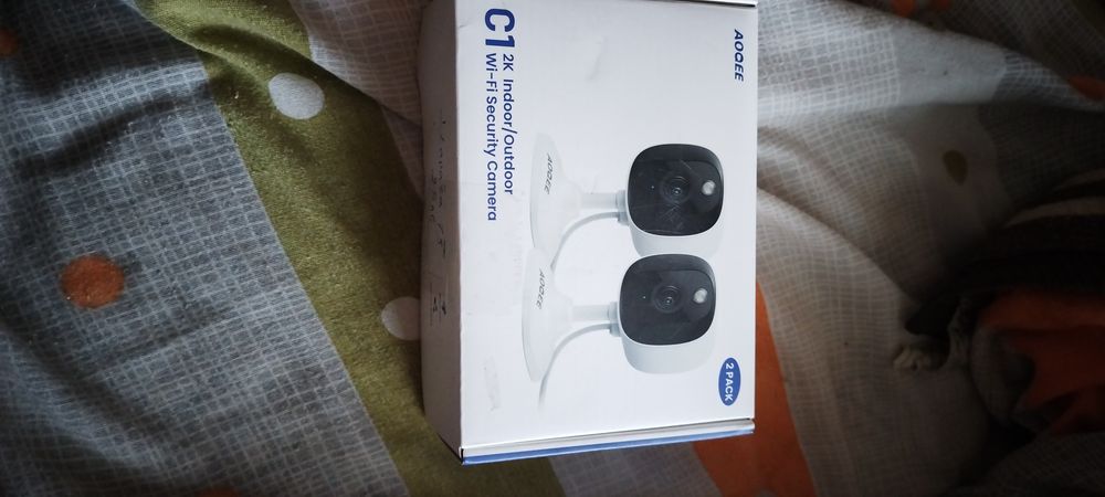 Камери  AOQEE 2k WiFi  за видеонаблюдение за външна/вътрешна употреба