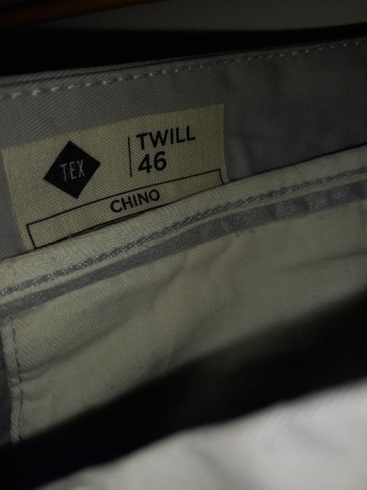 Pantaloni barbati marca TEX din denim  catifelat masura 46/32 perfecti