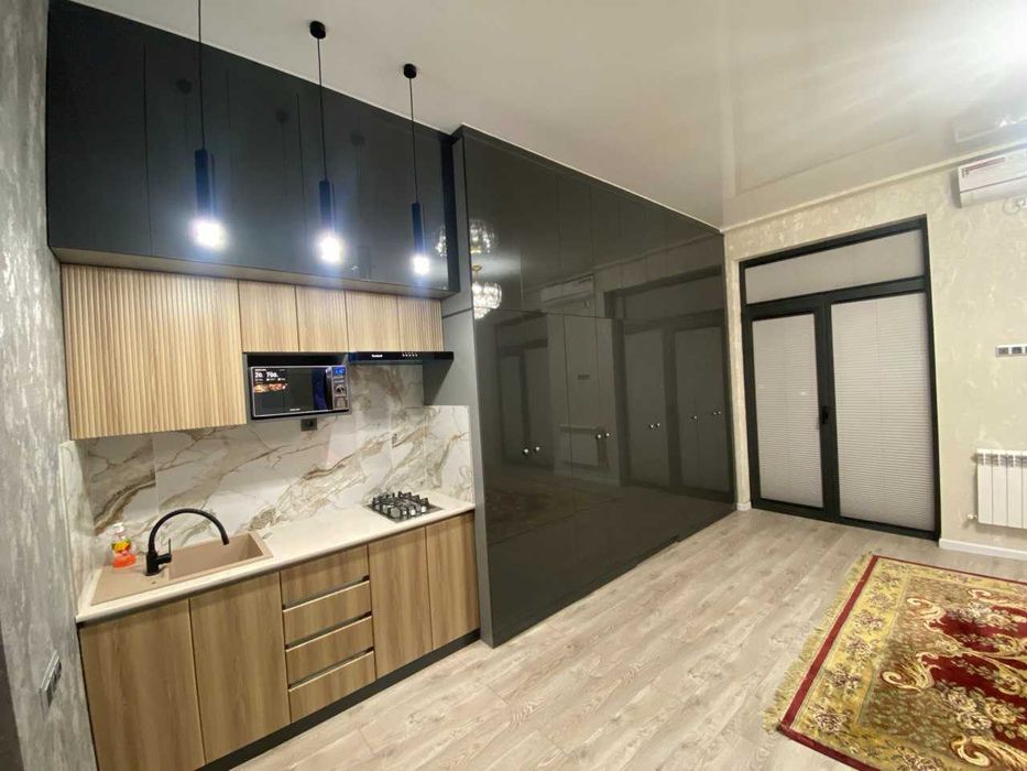 Студия на 9 ом этаже на Миллий Бог