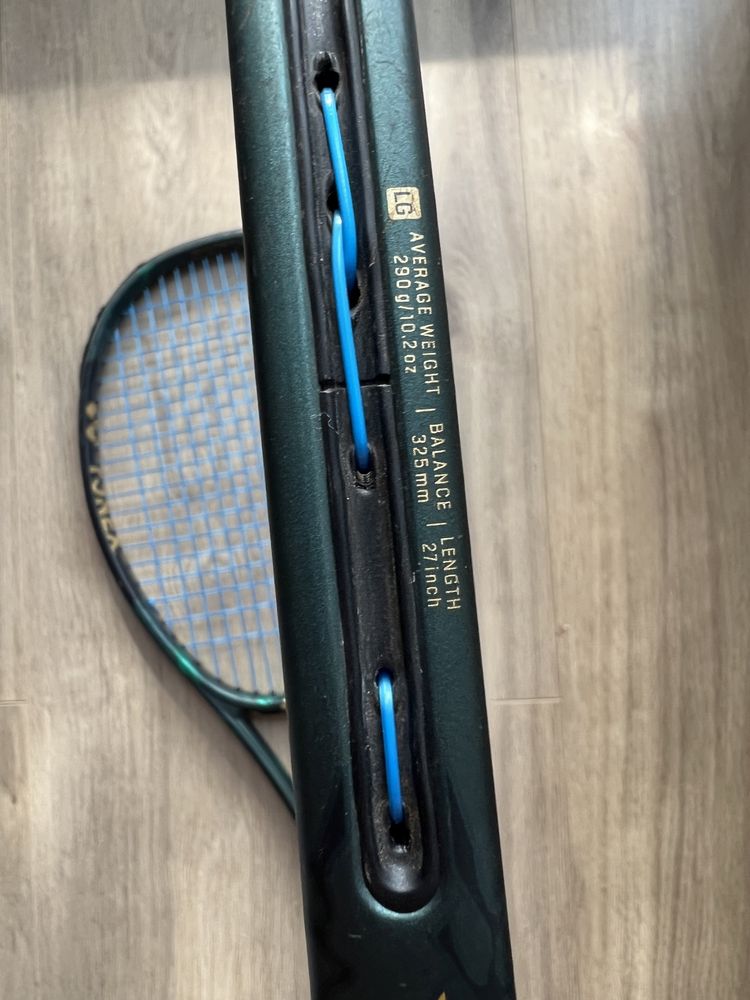 Vand rachete Yonex Vcore Pro 97, 290g