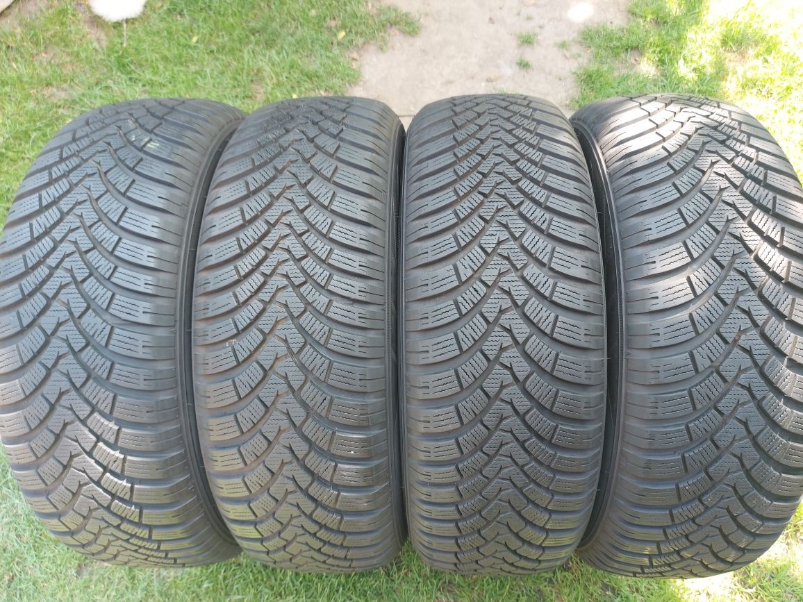 Set 4buc 225/60 R18 104V XL Falken EuroWinter HS01 SUV M+S iarnă