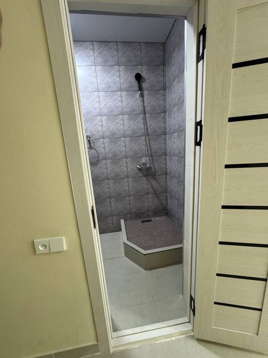 Аренда под Офис Ориентир Катта Кани  75м2 900$ торг