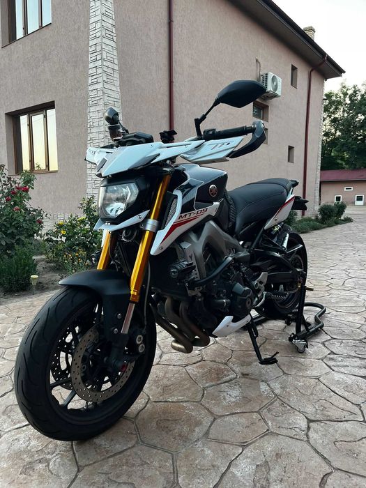Yamaha MT-09 Street Rally Edition (Foarte accesorizata!)