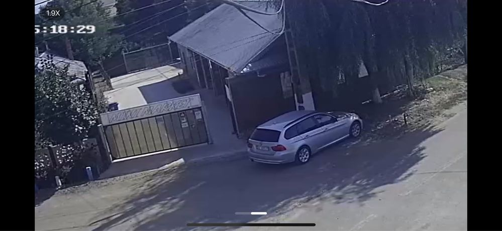 Vand sau schimb casa cu teren