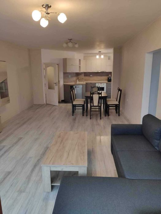 Дава се под наем Тристаен апартамент в Бургас, Възраждане - 100 кв.м за 500 € - Снимка #1