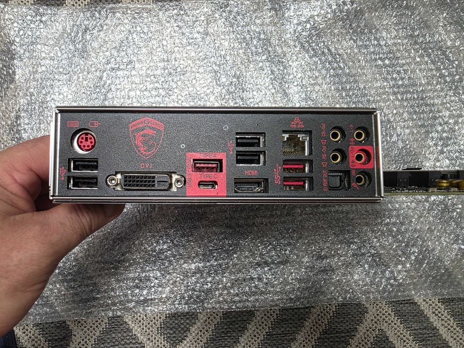 Kit gaming MSI Z170-A Gaming PRO Carbon +intel core i7-6700 4GHz