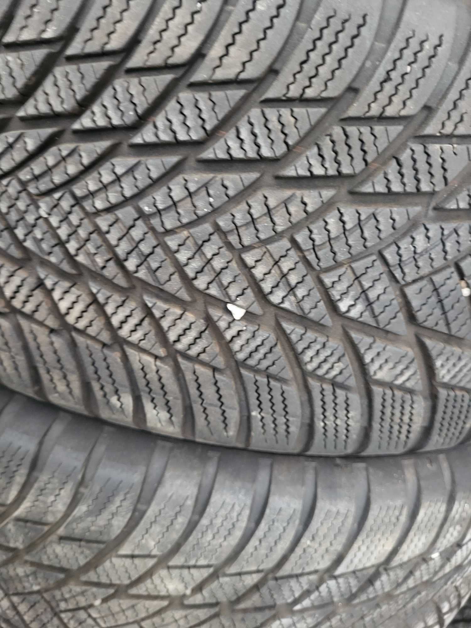 4 бр зимни 225/55/17 Bridgestone