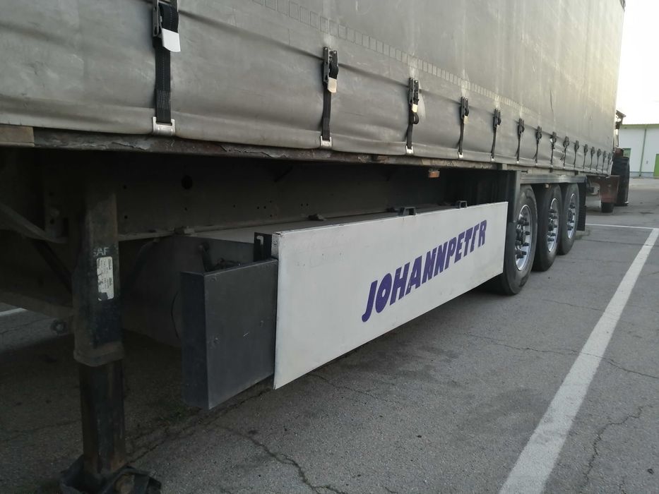 Полуремарке Krone Profi Liner 2014,стандартно,тристранна щора