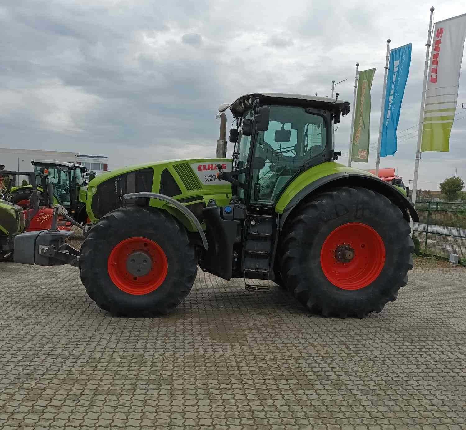 Tractor cu roţi Claas Axion 950- PROMOTIE