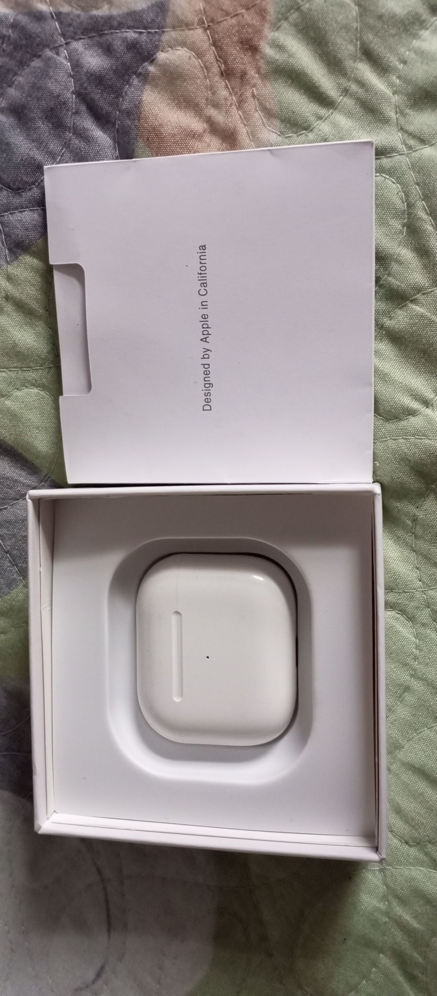 AirPods .MagSafe Charging Case