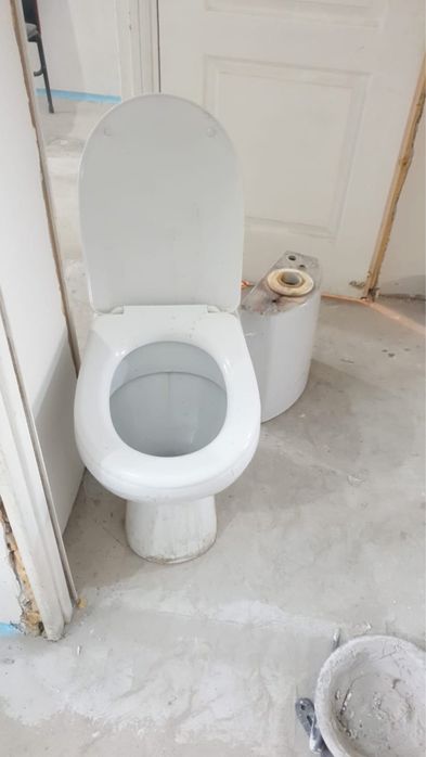 Продам Унитаз б/у