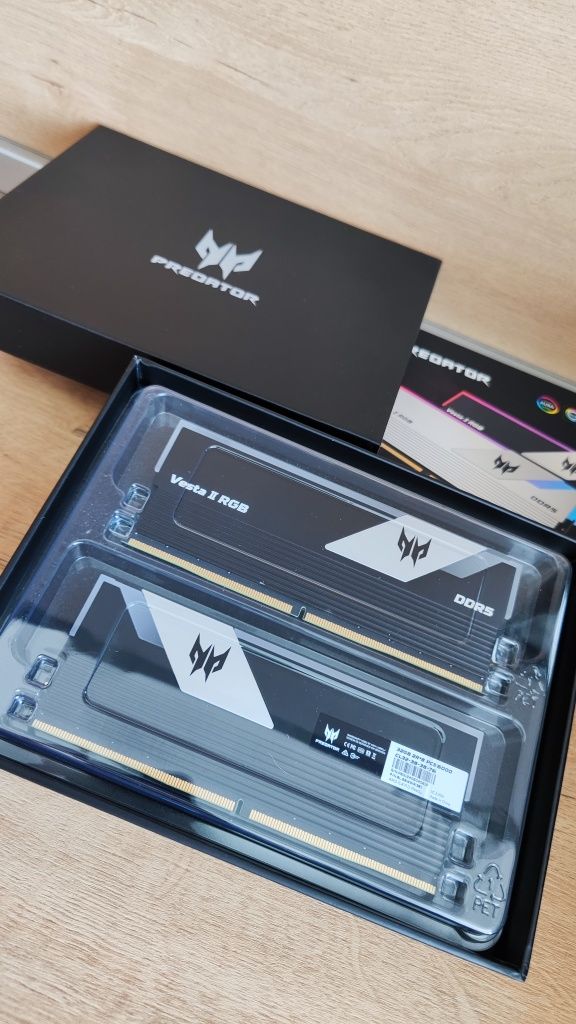 Оперативная память Acer Predator Vesta II RGB
