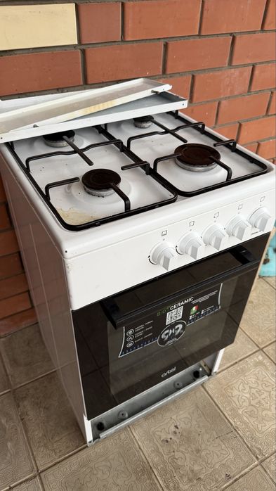 Продаю почти новый газплита