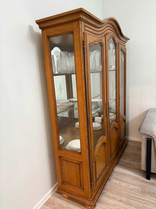 Горка сервант для посуды из дерева