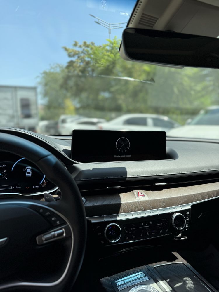 Genesis G80 2022 Full