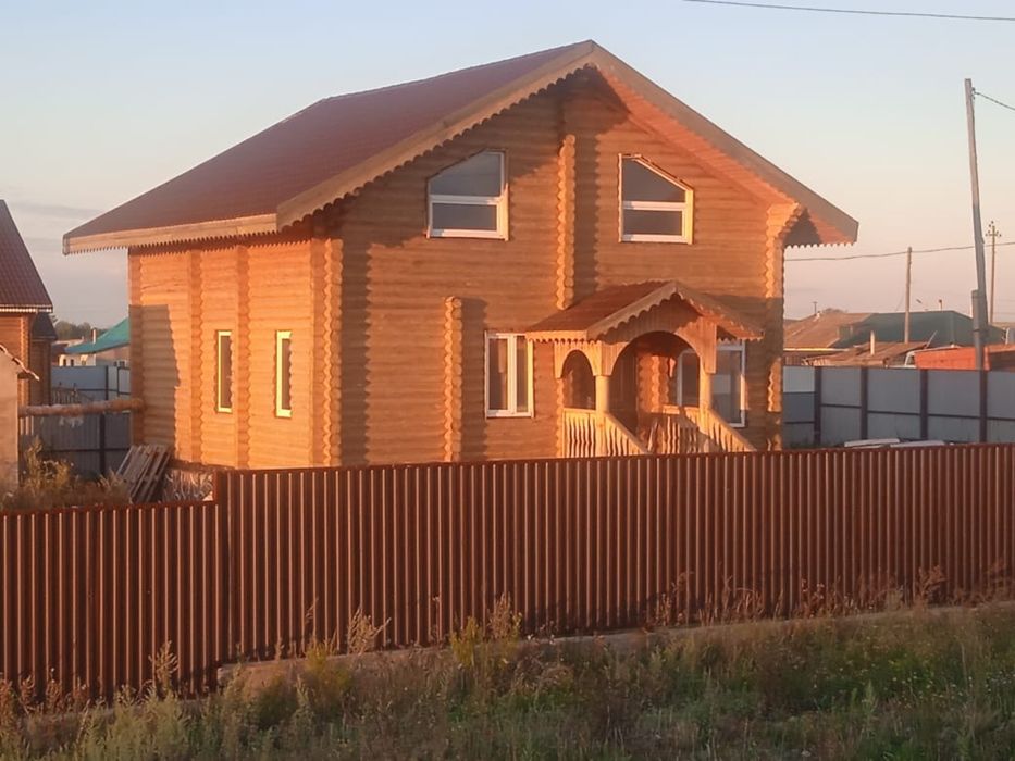 Продам дом из оцилиндрованного бревна, экологически чистый дом