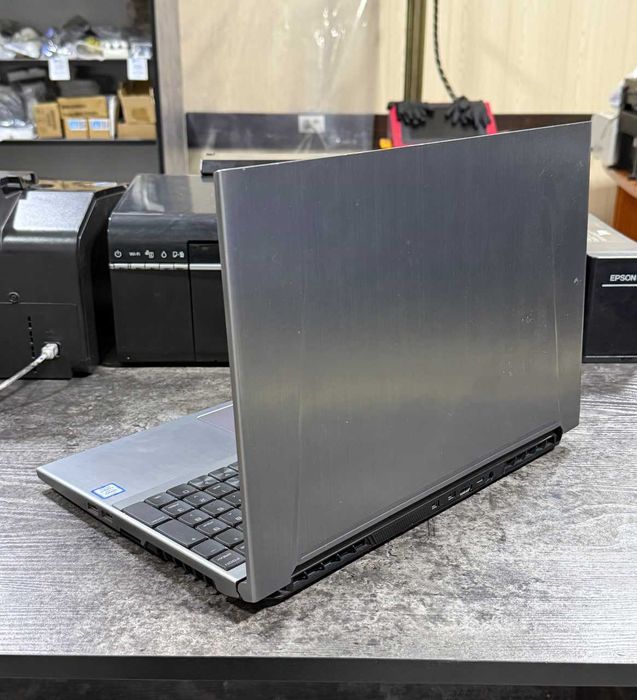 Intel Core i7 8750H GTX 1060 6GB