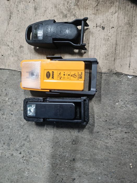 Lampa auto.        .