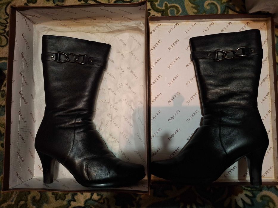 Сапоги женские зимние 37 размер