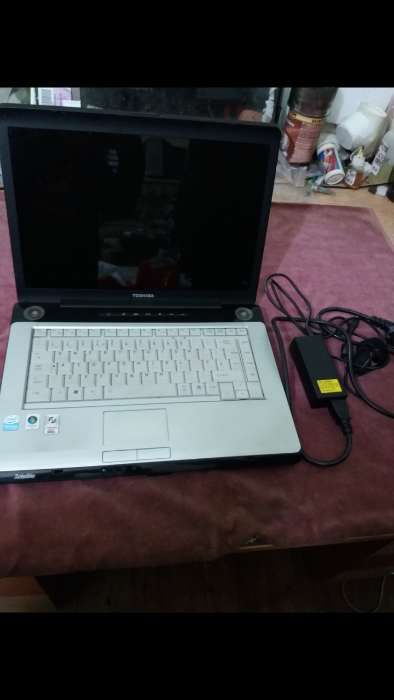 laptop toshiba si myria