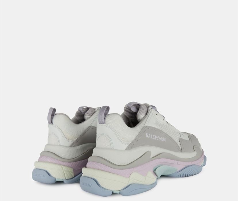 Разпродажба ! Дамски маратонки Balenciaga Triple S номера 35 и 36