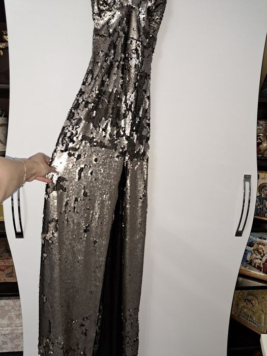 Rochie lunga din paiete