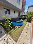 Vand apartament cu 2 camere decomandate,  cu gradină