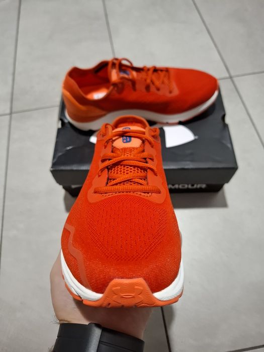 Under Armour Sonic 6