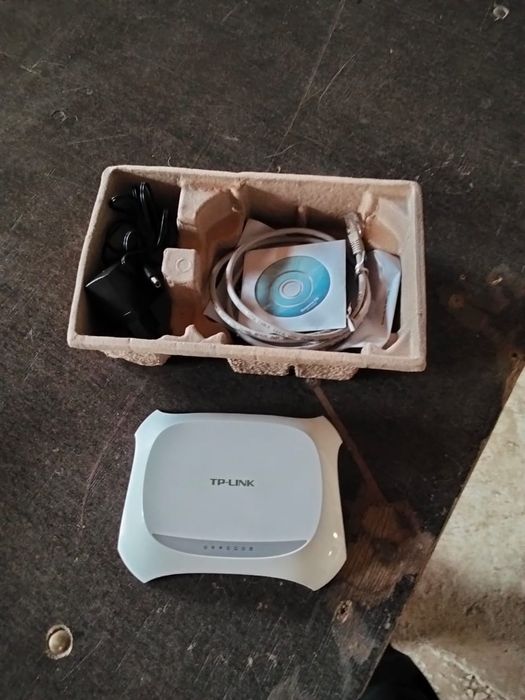 Модем TP-LINK. TL-WR720N.