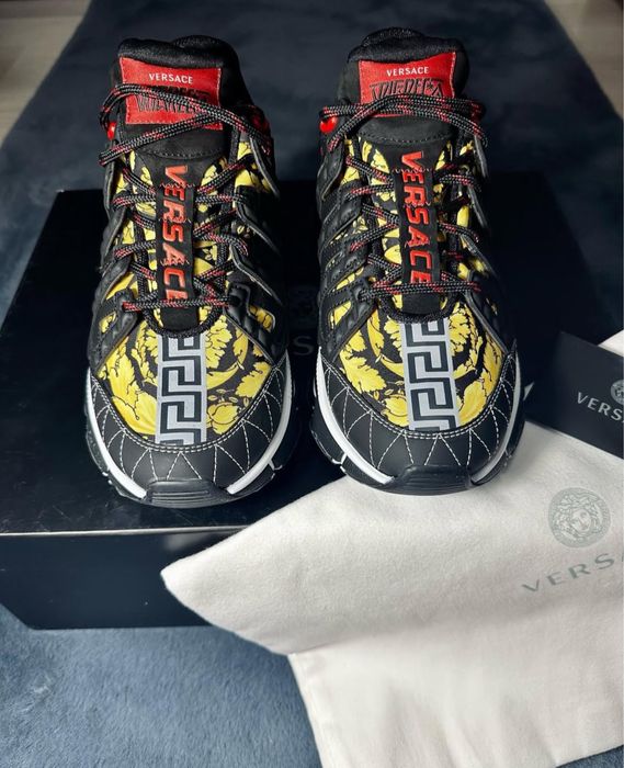 Versace Trigreca