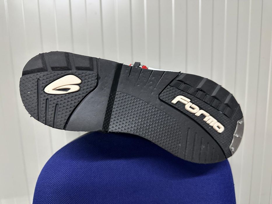 Forma Predator 2.0 marimea 41 (270mm)