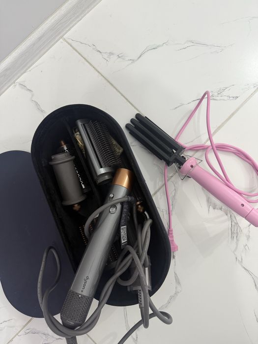 Продам дайсон оригинал в подарок плойку