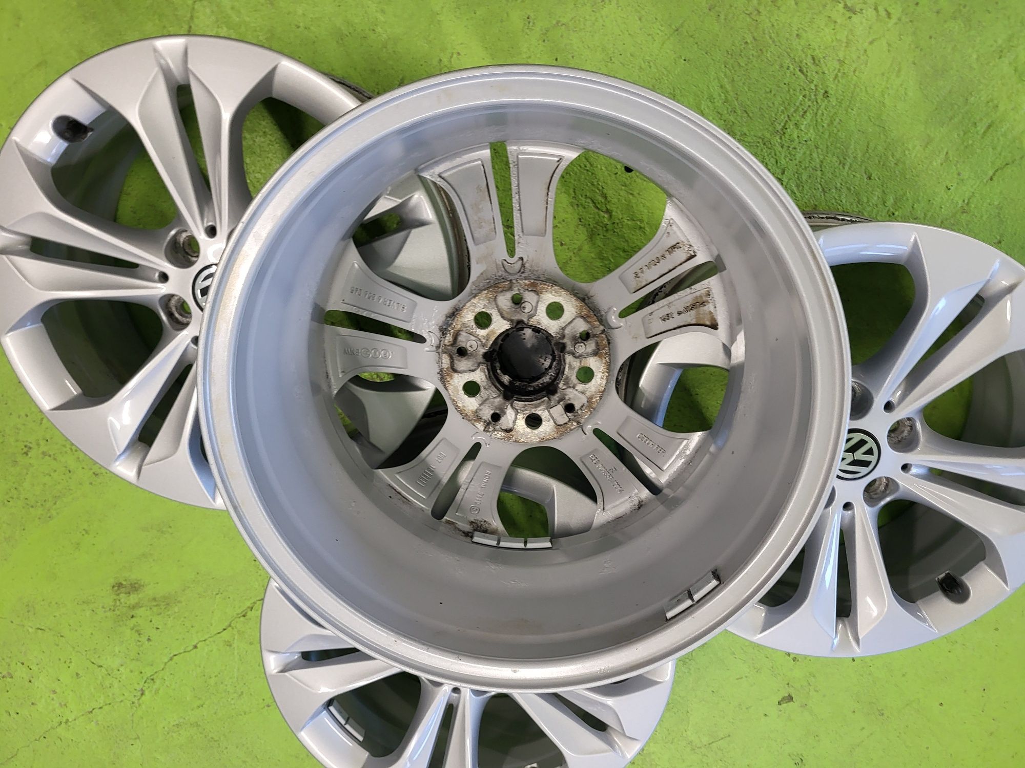 17 5x112 Vw Golf 5 6 7 Touran Caddy 5х112