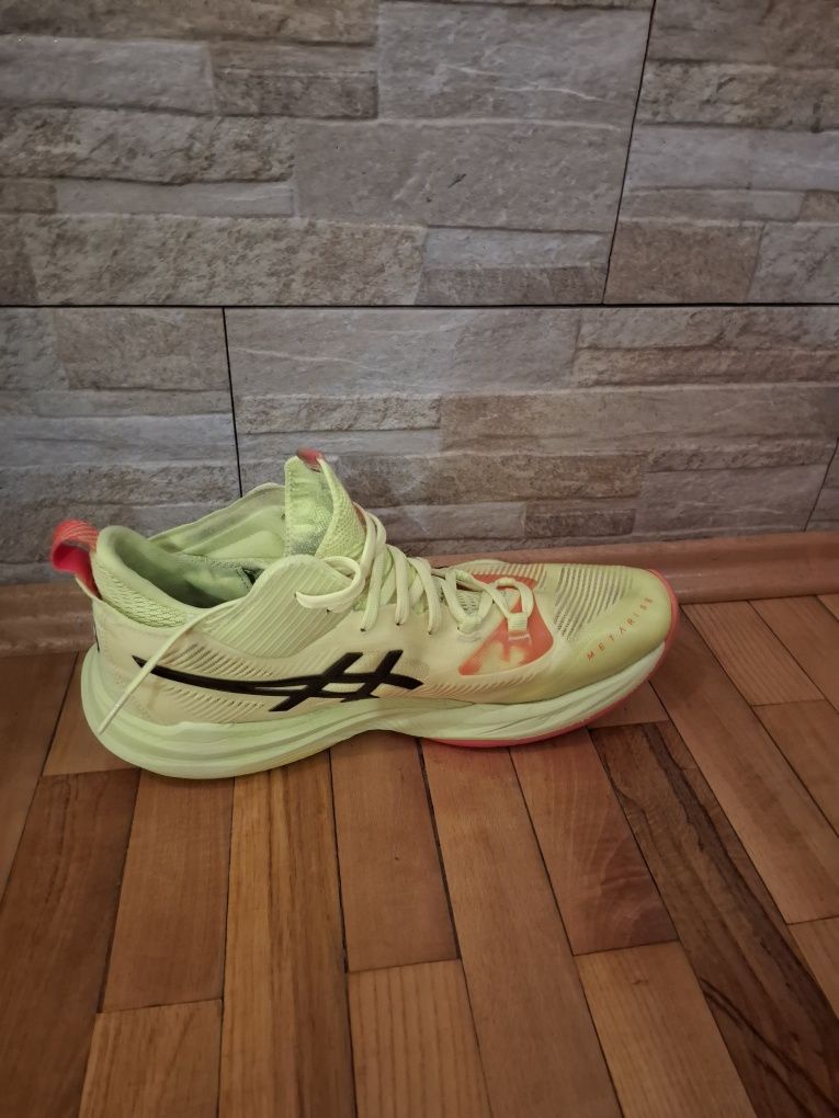 Обувки за волейбол Asics metarise 2