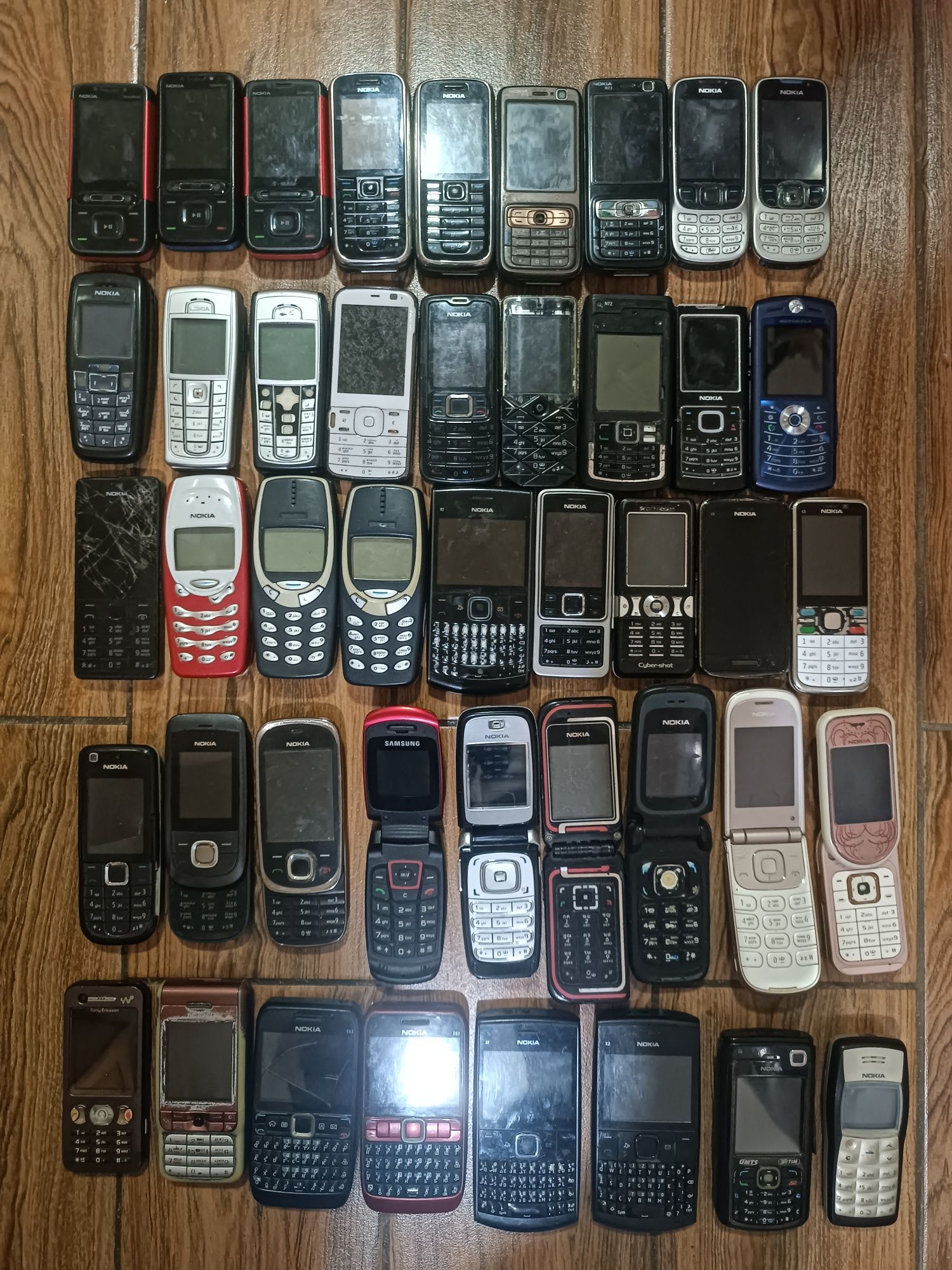 Nokia Retro original. Registratsa Yo'q.
