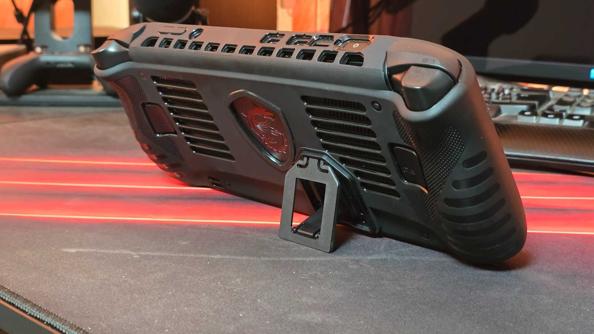 MSI Claw 8 AI+ аксесоари