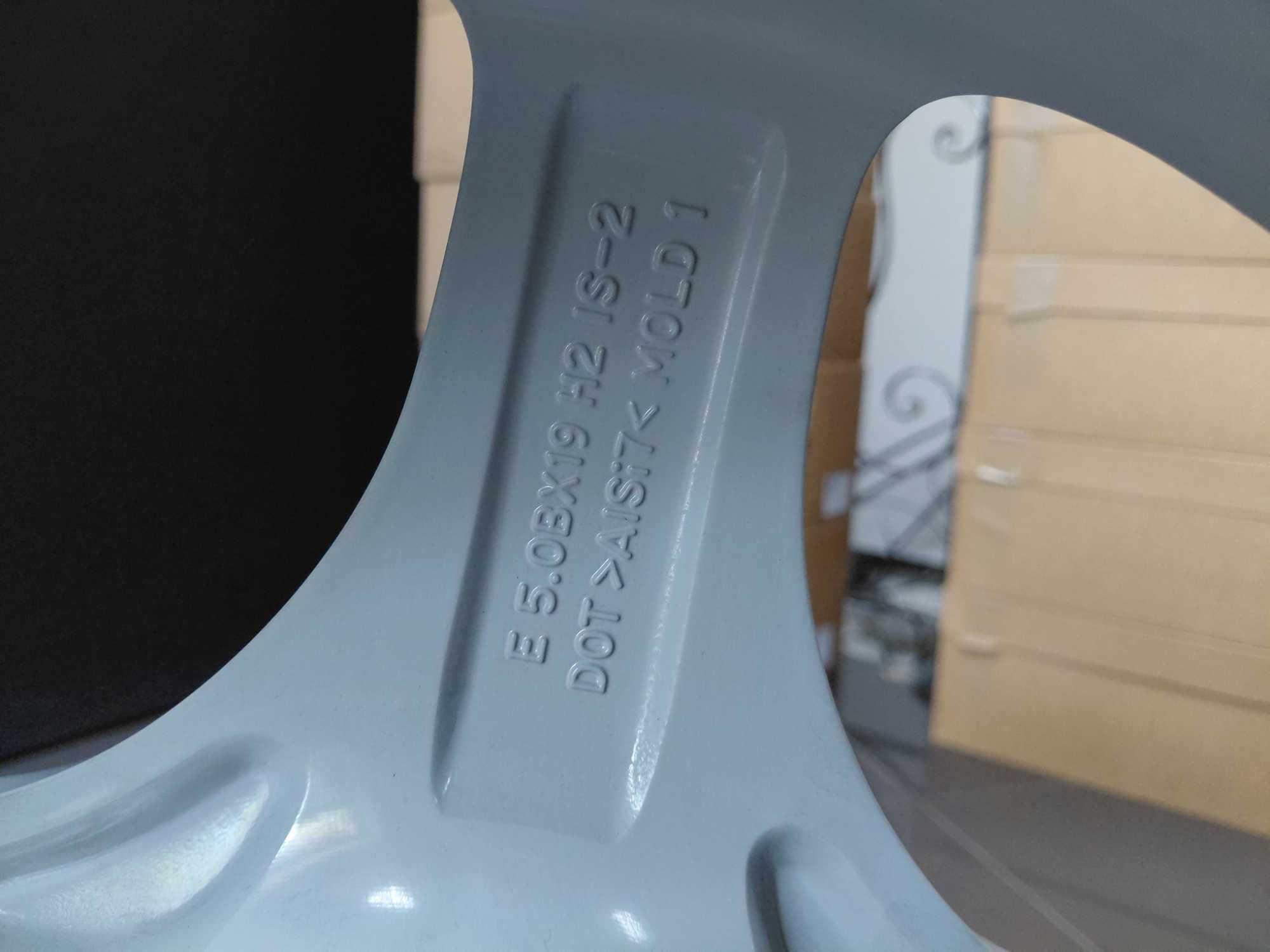 6880744 Нова 19" Резервна гума Патерица BMW G05 X5 G06 X6 G07 X7 F95