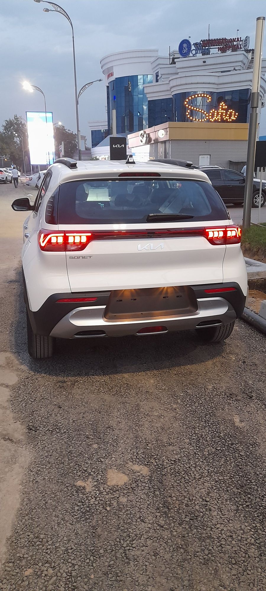Kia Sonet 3 pozitsiya