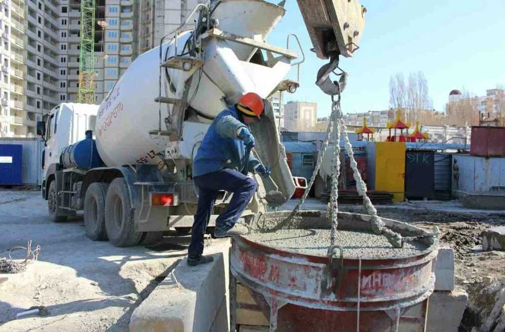 Бетонный Завод миксер фундамент смеси раствор  все марки доставка цена
