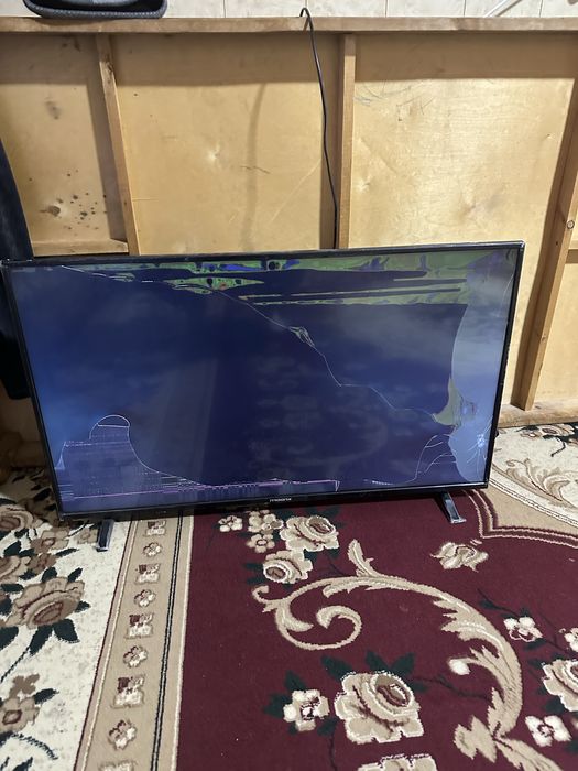 Moonx telvizor sotiladi faqat ekran singan