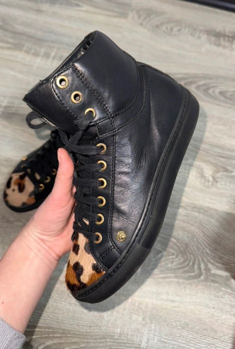 Ghete elegante  Versace, mărimea 36!!