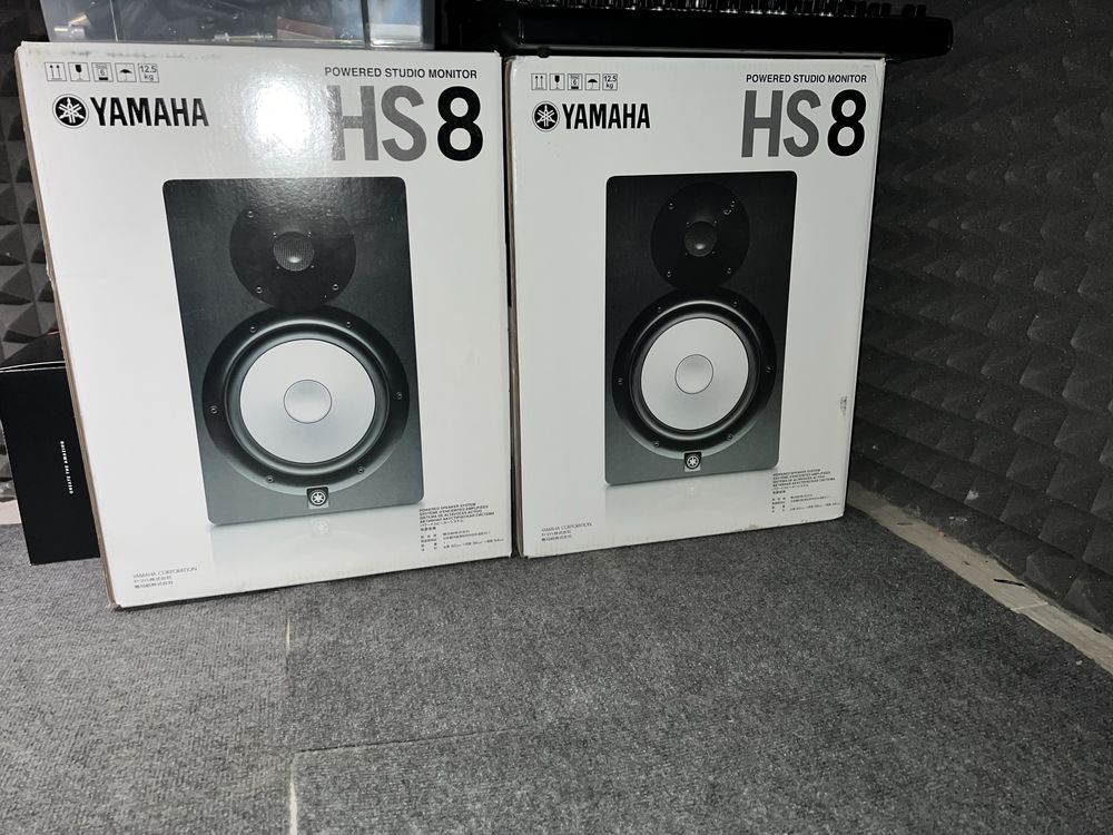 Yamaha HS-8 студииный монитор