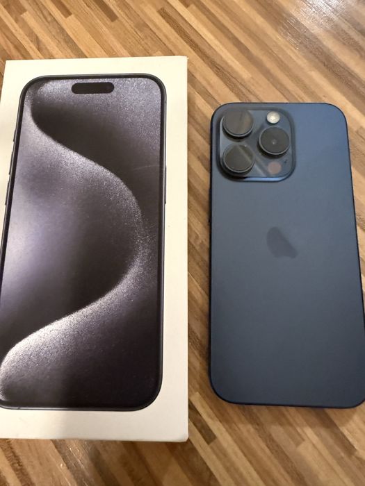 Продавам iphone 15 pro