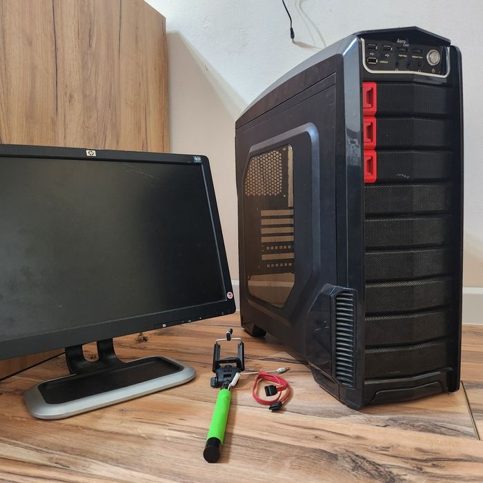 всё что на фото компьютерный корпус