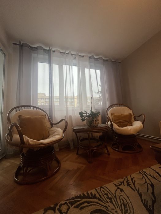 Set mobilier ratan, masuta cu doua fotolii