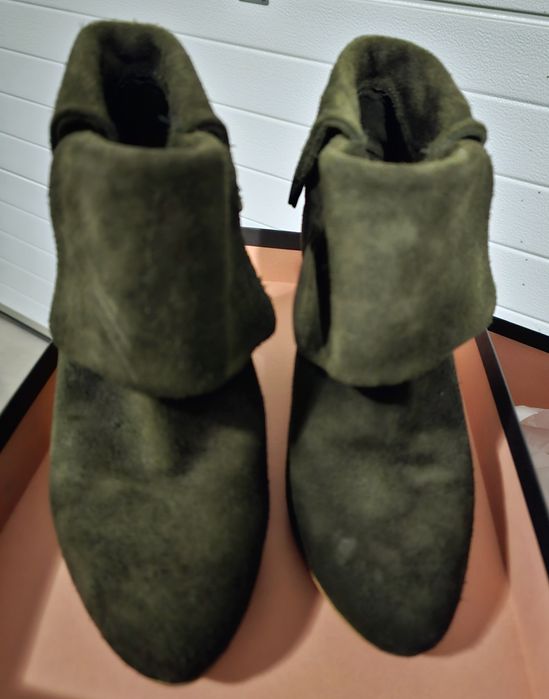 Ghete din piele-intoarsa cu platforma