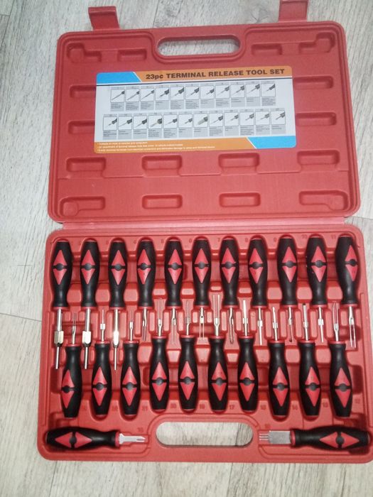 Набор экстракторы пинов