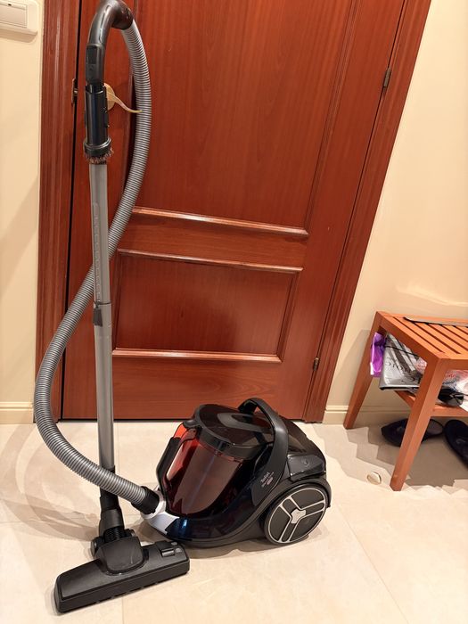 Мощный пылесос Tefal